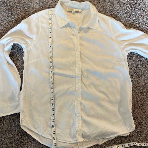 Love 8 for Versona White Button Down - Picture 8 of 8